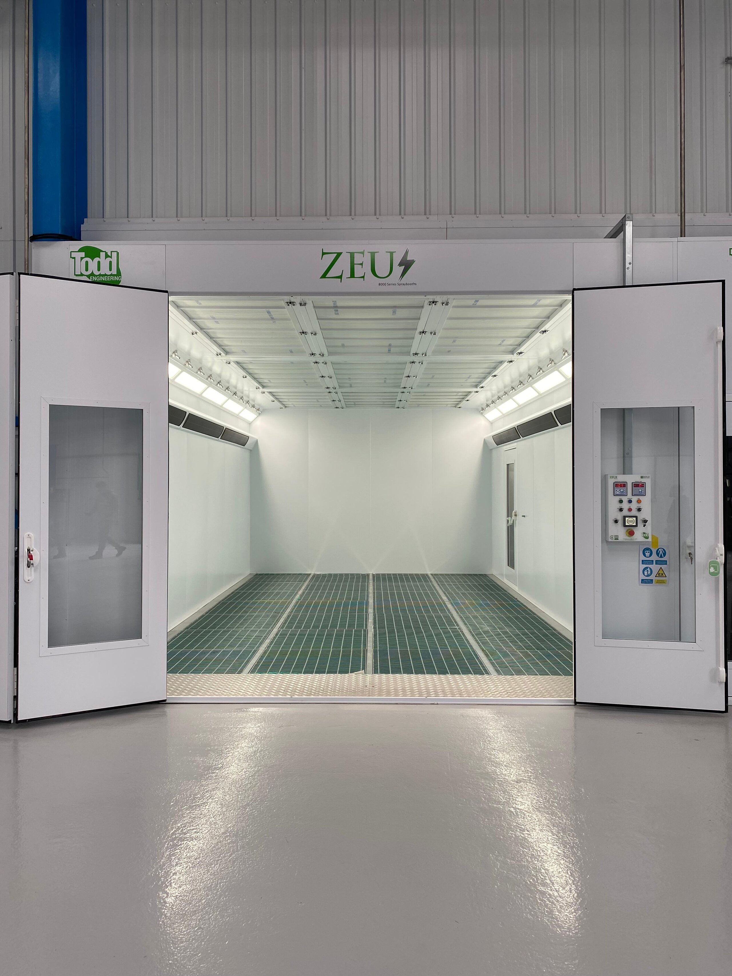 Zeus 8000 Series 1